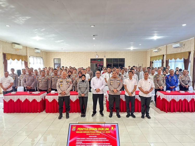 Polresta Cirebon Ikuti Penyuluhan Hukum dari Tim Bidang Hukum Polda Jabar