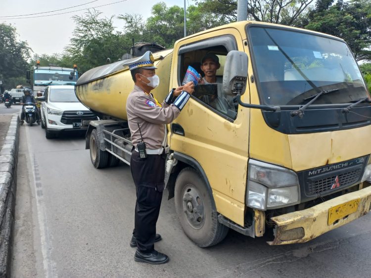 Satlantas Polres Metro Jakut Sosialisasikan Operasi Patuh Jaya 2025, Fokus pada Keselamatan Pengendara