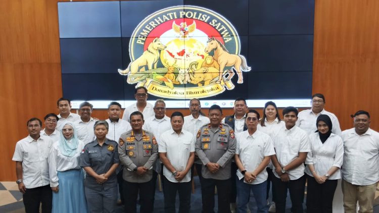 DIREKTUR POLISI SATWA RESMI MEMBUKA PELANTIKAN DAN DIKLAT PENGURUS PUSAT PEMERHATI POLISI SATWA.