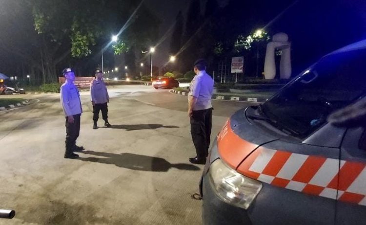 POLSEK RAWALUMBU GELAR PATROLI KRYD ANTISIPASI GUANTIBMAS DI BEKASI TIMUR DAN RAWALUMBU