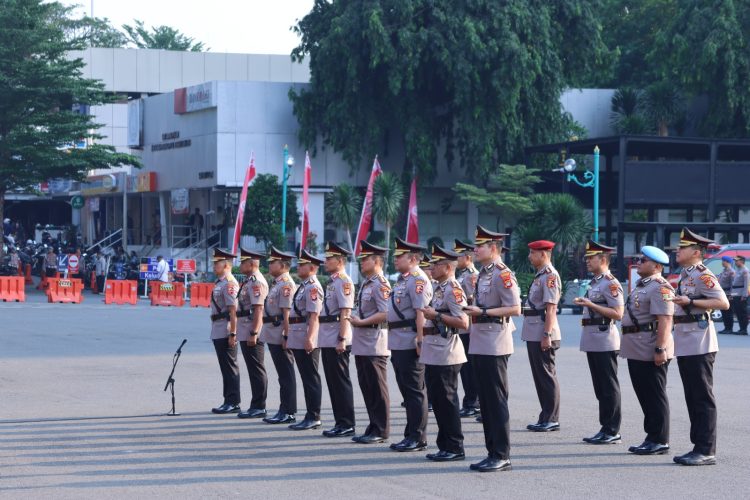 Kapolda Metro Jaya Pimpin Sertijab Pejabat Utama dan Kapolres Jajaran