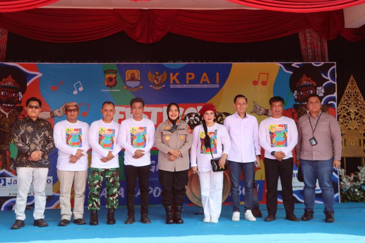 Polresta Cirebon Gelar Festival Seni Kreasi Tradisional Tingkat SMP