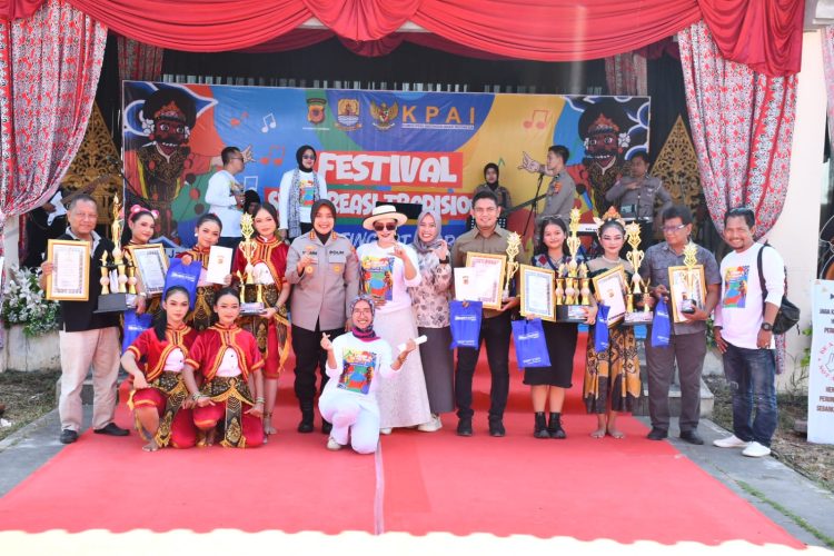 SMPN 1 Ciledug Raih Juara Pertama Festival Seni Kreasi Tradisional Piala Kapolresta Cirebon