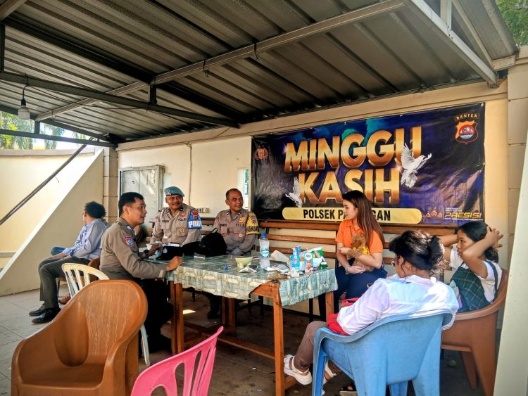 Berikan Rasa Aman Ibadah Personil Polsek Panongan Laksanakan Giat Minggu Kasih