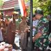 Kemurahan Hati Seorang Kasdam IV/Diponegoro, Borong Hasil UMKM Dan Dibagikan Kepada Veteran, Linmas dan Masyarakat Yang Hadir Upacara TMMD