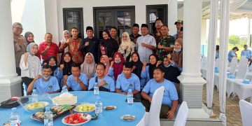 Babinsa Koramil 0620-03/Talun Hadiri Peresmian SPPG Desa Kerandon kecamatan Talun, Kab. Cirebon. 