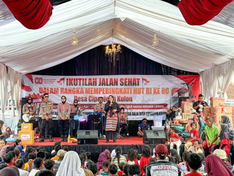 Kapolresta Cirebon Meriahkan HUT RI ke-80 Bersama Warga Desa Cipejeuh Kulon Lewat Sambang Kamtibmas dan Musik Bageur Band
