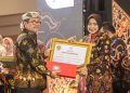 Kapolresta Cirebon Raih Penghargaan Mitra Kerja Inspiratif Pembinaan dan Pengawasan Kepada Wajib Pajak Daerah   