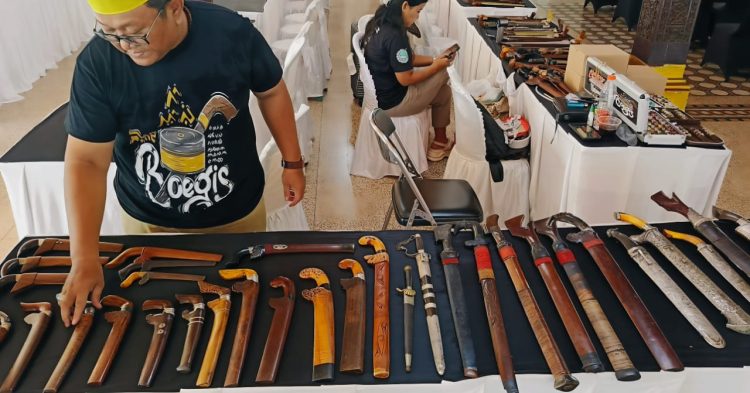 Pameran Keris Pusaka Nusantara di Gelar Oleh Paguyuban Saketi, Bertajuk “Eksistensi Gaman Jawa Barat” di Pendopo Bupati Cirebon