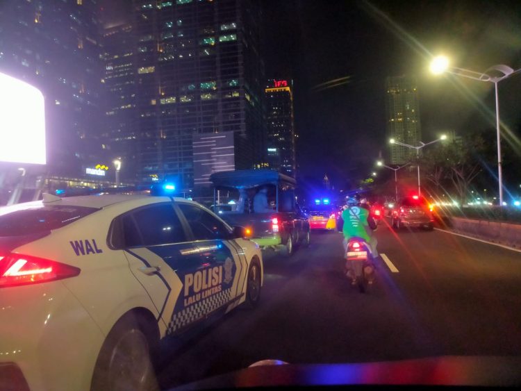 Polda Metro Jaya Gelar Patroli Malam, Hadirkan Rasa Aman untuk Warga