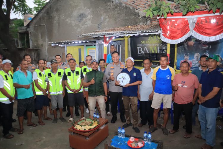 Terjun Langsung Ke Masyarakat, Kapolres Metro Bekasi Kota Tampung Keluhan Warga