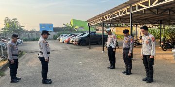 Polsek Tigaraksa Gelar Apel Pengamanan Keberangkatan Unjuk Rasa Hari Tani Nasional di Stasiun Daru