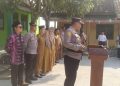 Kapolsek Kresek AKP A. Suryadi pimpin Upacara di SMP & SMA An.Nabila Kecamatan Gunung Kaler