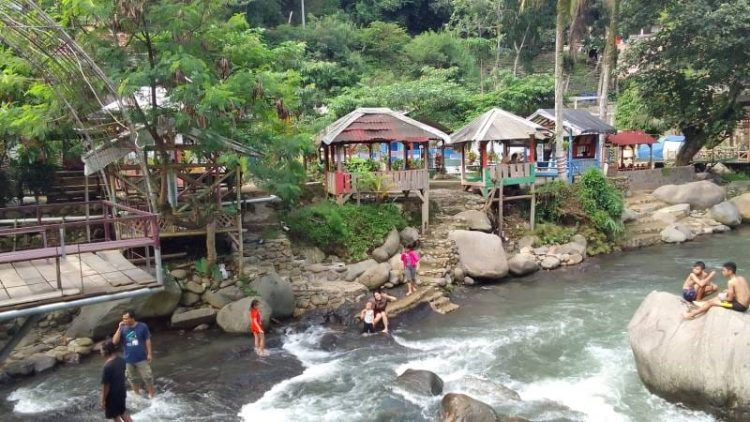 Ijin Wisata Kedai Tepi Sungai dan Kopi Tepian Sentul di Babakan Madang Bogor Dipertanyakan. Potensi PAD Bocor.