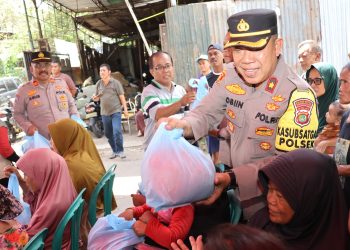 JUM’AT PEDULI POLRES METRO TANGERANG KOTA BERBAGI SEMBAKO DI BANKSASUCI