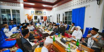 Kapolri Tekankan Jaga Persatuan-Kesatuan saat Silaturahmi ke Ponpes An-Nur Malang