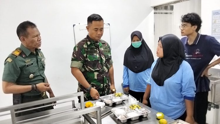 Dandim 0614/Kota Cirebon Laksanakan Sidak ke Dapur SPPG Program MBG di Kecamatan Harjamukti