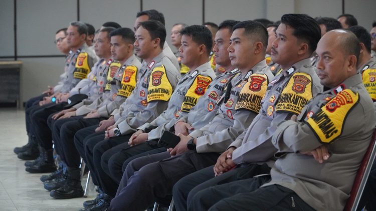 Kapolres Bogor Berikan Arahan kepada Bhabinkamtibmas untuk Tingkatkan Pelayanan Masyarakat