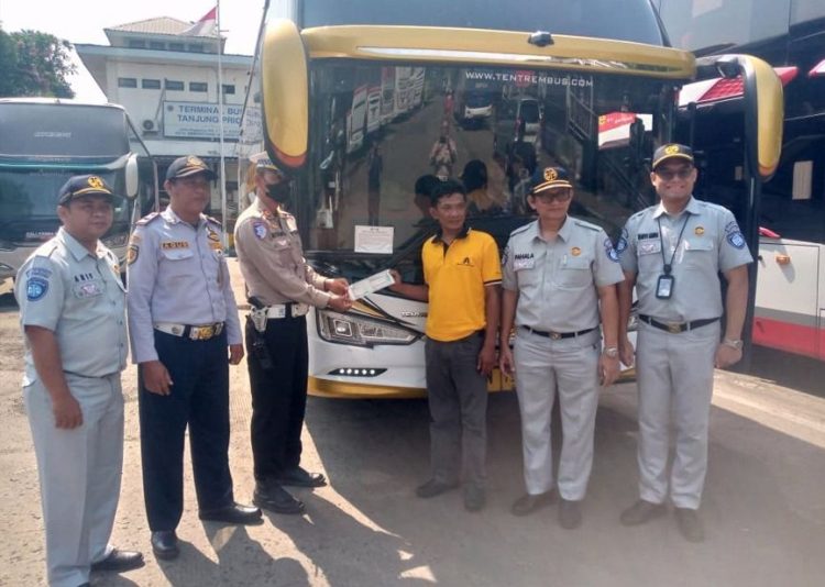 Jasa Raharja DKI Jakarta Bersinergi dalam Kegiatan Ramp Check di Terminal Tanjung Priok Sambut Nataru 2026