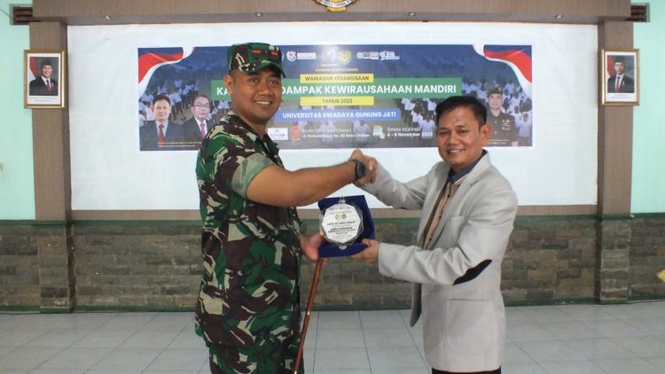 Komandan Kodim 0614/Kota Cirebon Tutup Kegiatan Wasbang “Kampus Berdampak Kewirausahaan Mandiri” Mahasiswa UGJ Tahun 2025