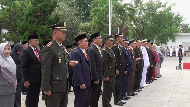 Dandim 0614/Kota Cirebon Hadiri Upacara Peringatan Hari Pahlawan Nasional Tahun 2025 Tingkat Kota Cirebon.