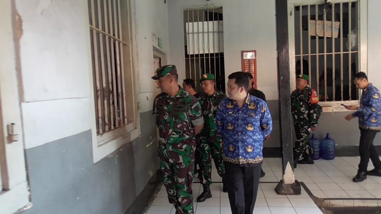 Dandim 0614/Kota Cirebon Berikan Pembekalan Wawasan Kebangsaan Kepada Warga Binaan Rutan Kelas I Cirebon