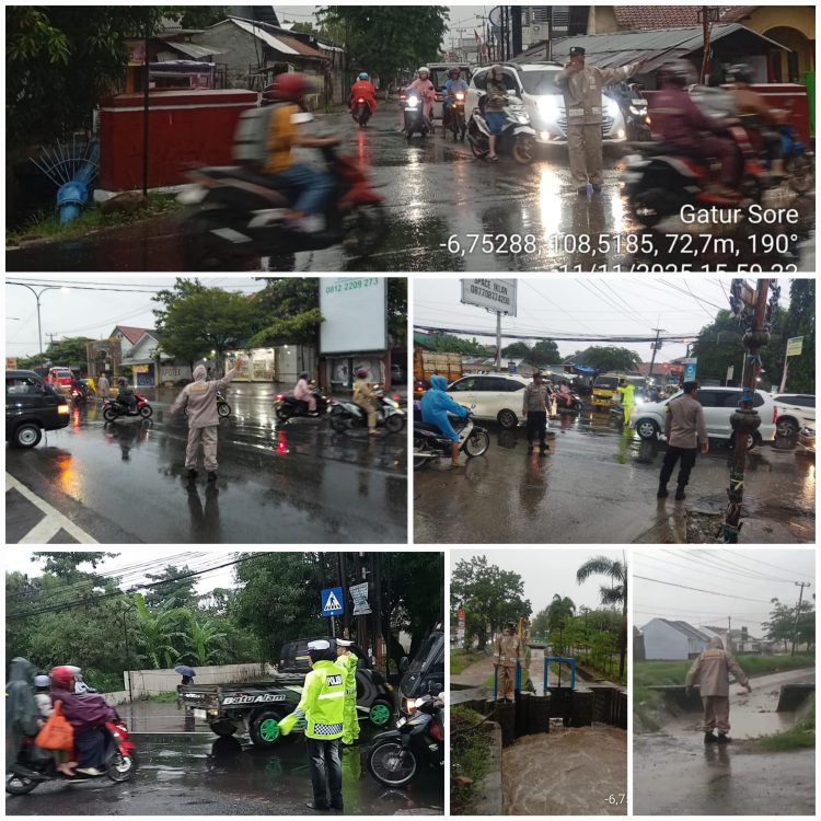 Personel Polresta Cirebon Tetap Atur Lalin Meski Diguyur Hujan, Sambil Patroli Cek Genangan Air dan Antisipasi Tawuran Remaja