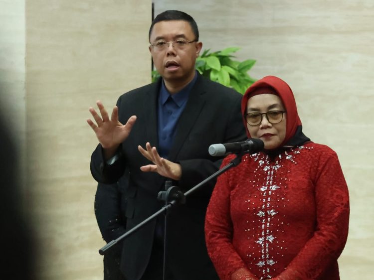 Keluarga Marsinah Bangga Kapolri Peduli Buruh: Seperti Perjuangan Adik Kami.