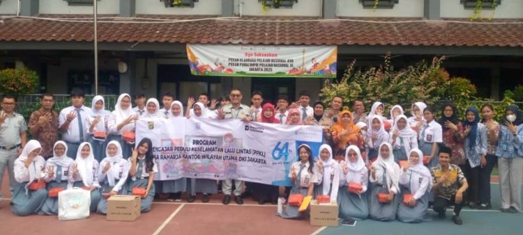 Jasa Raharja Gelar Program Pengajar Peduli Keselamatan Berlalu Lintas di SMAN 4 Jakarta Pusat