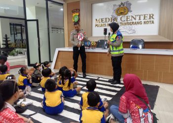 Polisi Sahabat Anak, Sat Lantas Tangerang Kota Ajak Anak-anak Kenali Keselamatan Jalan