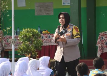 Polresta Cirebon Gelar Police Goes To School Polresta Cirebon di SMPN 1 Sumber