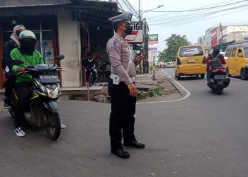 ­‎Anggota Satlantas Polsek Balaraja Laksanakan Gatur Lalin Pagi, Ciptakan Kamseltibcar Lantas di Wilayah Hukum Polresta Tangerang   ‎  ‎