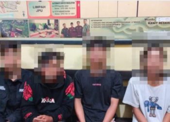 Tawuran Konten Digagalkan di Mundu Empat Pemuda Diamankan.
