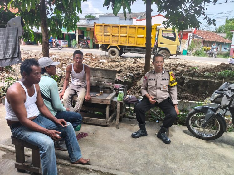 ‎Giat Sambang, Bhabinkamtibmas Polsek Balaraja Polresta Tangerang di Wilayah Binaan   ‎