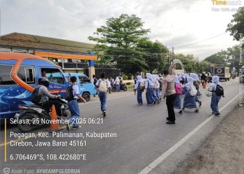 Polresta Cirebon Laksanakan Pengaturan Arus Lalu Lintas Pagi